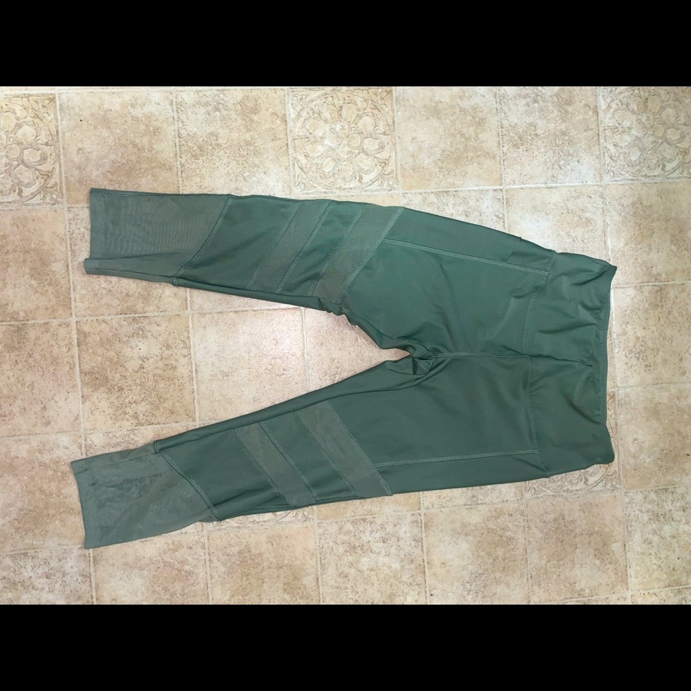 Cali Active Capri leggings